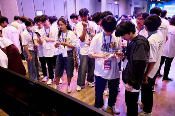 YES Talent Camp 2025 - GenAI Hackathon - Orientation Day (2/5)